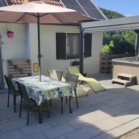 The Primeveres - Holiday home